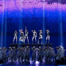 保存版！ K-POPスターが勢ぞろい！ 香港で開催された『2025 MAMA AWARDS』授賞式で注目を集めた全パフォーマンス【DAY1】
