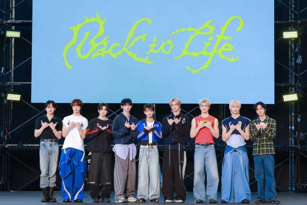 【&TEAM｜EJ K JO】 Back to Life お見送り会 3部 Melon Magazine] &TEAM 'Back To Life' Official MV Exclusive Behind