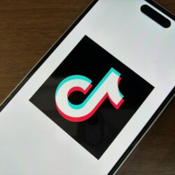 旬なオトコたちを狙い撃ち！ 「JJ公式TikTok」がついに始動します！