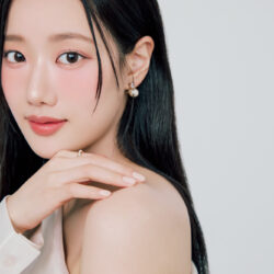 【JJ専属モデルの素顔】イ・ナウン最愛の私物コスメ8選